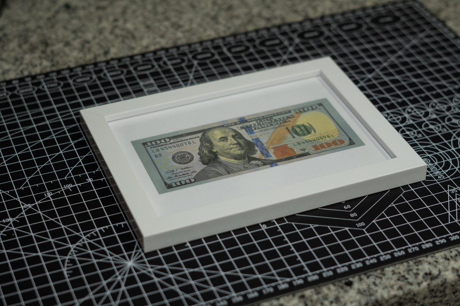 Cuadro Billete 100 USD – Símbolo de Ambición